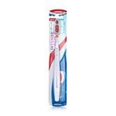Зубна щітка середньої жорсткості Aquafresh Intense Clean Medium, 1 штука